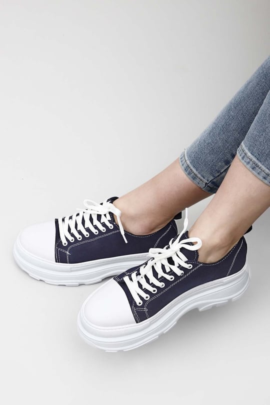 Gön Yuvarlak Burun Dolgu Taban Bağcıklı Spor Keten Kadın Sneaker 35231