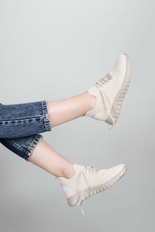 Gön Yuvarlak Burun Dolgu Taban Triko Kadın Sneaker 37500