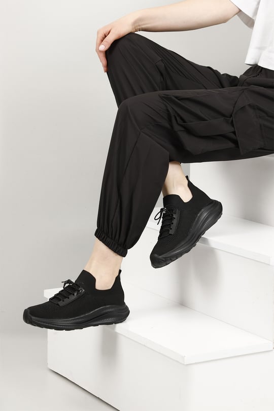 Gön Yuvarlak Burun Dolgu Taban Triko Kadın Sneaker 37511