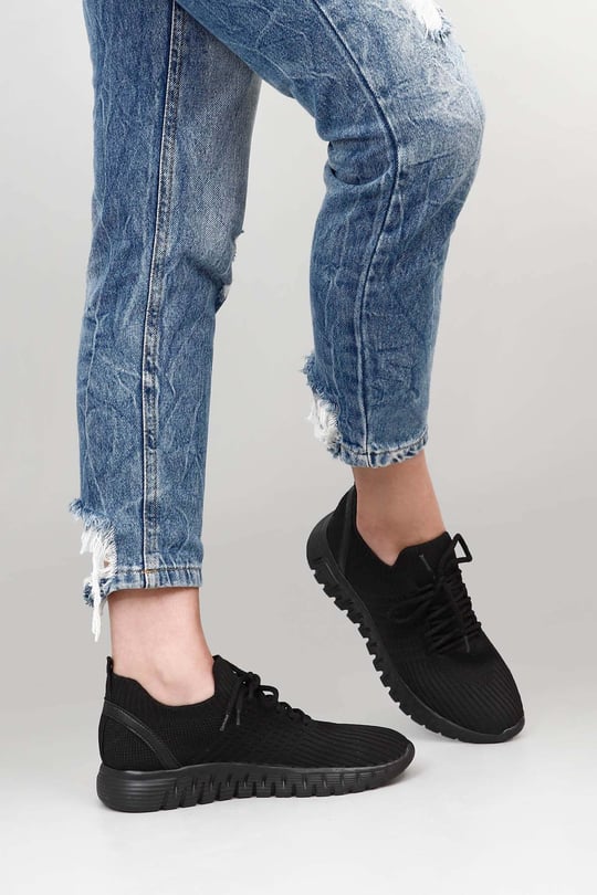 Gön Yuvarlak Burun Dolgu Taban Triko Kadın Sneaker 37500