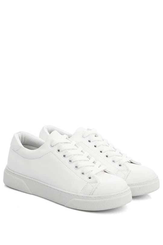 Gön Yuvarlak Burun Düz Taban Bağcıklı Spor Kadın Sneaker 62102