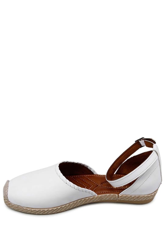 Gön Yuvarlak Burun Düz Taban Yanları Açık Bilek Bağlı Kadın Babet 38990