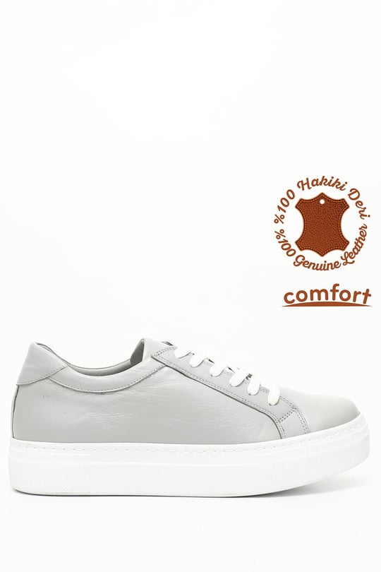 Kadın Açık Gri Bağcıklı Dolgu Taban Hakiki Deri Sneaker