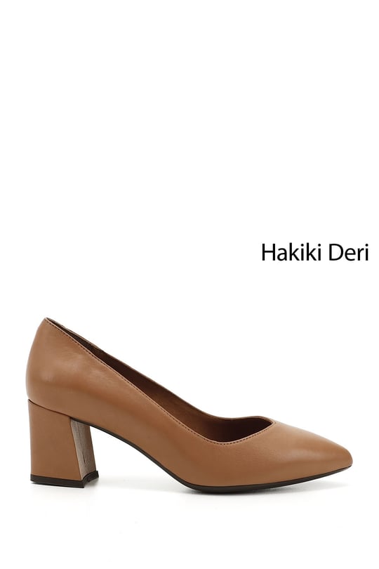 Kadın Açık Taba Sivri Burun Orta Kalın Topuklu Hakiki Deri Ayakkabı