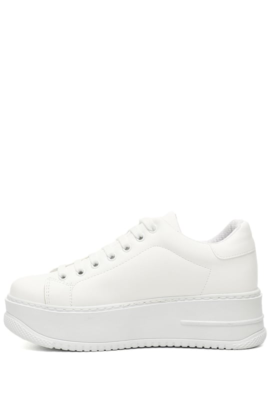 Kadın Beyaz Bağcıklı Dolgu Taban Comfort Sneaker