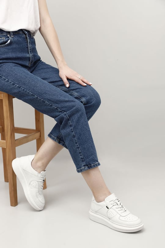 Kadın Beyaz Dolgu Taban Hakiki Deri Sneaker