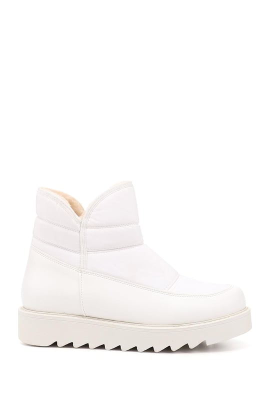 Women's White Zippered Thermo Sole Comfort Snow Boots