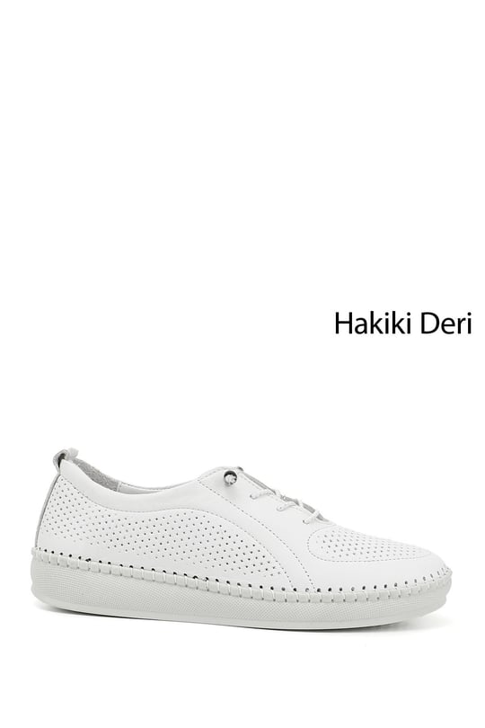 Kadın Beyaz Lastik Bağcıklı Hakiki Deri Comfort Ayakkabı