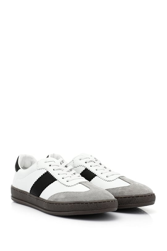 Kadın Beyaza Siyah Bağcıklı Hakiki Deri Sneaker