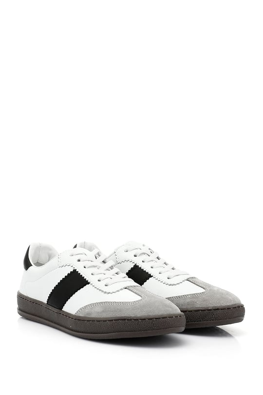Kadın Beyaza Siyah Bağcıklı Hakiki Deri Sneaker