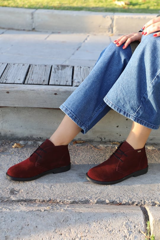 Gon Genuine Leather Round Toe Rubber Sole Lace-up Women's Casual Boots  51423