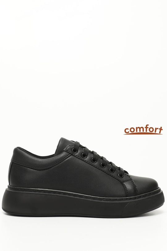 Kadın Siyah Bağcıklı Dolgu Taban Comfort Sneaker