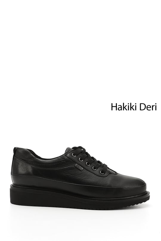 Kadın Siyah Bağcıklı Dolgu Taban  Hakiki Deri Ayakkabı