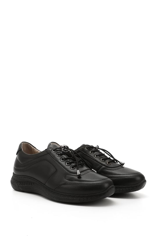 Kadın Siyah Bağcıklı Dolgu Taban Hakiki Deri Sneaker