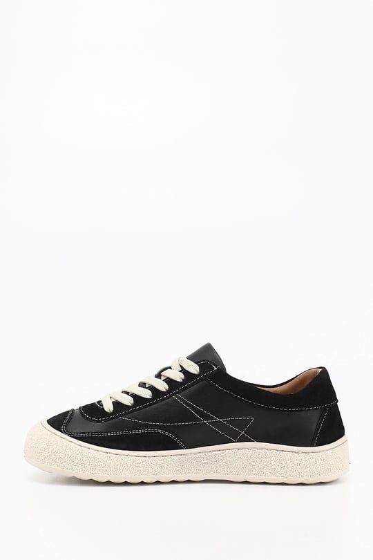 Kadın Siyah Bağcıklı Hakiki Deri Sneaker