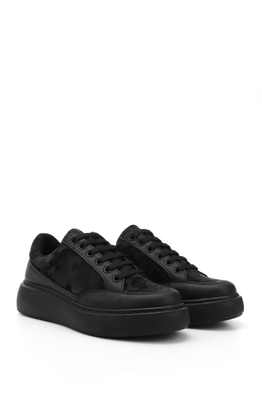 Kadın Siyah Baskılı Bağcıklı Dolgu Taban Comfort Sneaker