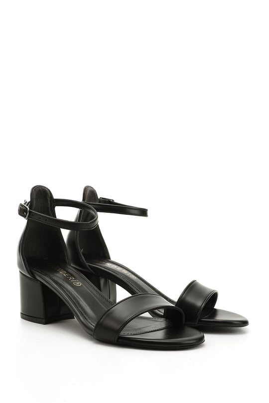  Gon Women's Chunky Heel Banded Sandals 37101