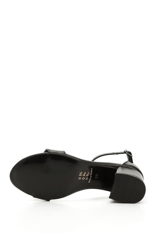  Gon Women's Chunky Heel Banded Sandals 37101