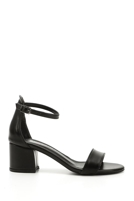  Gon Women's Chunky Heel Banded Sandals 37101