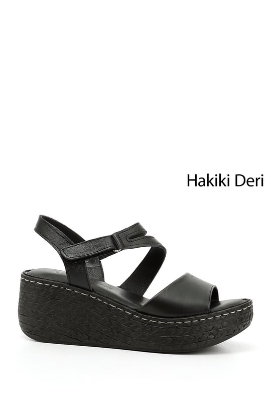 Kadın Siyah Cırt Bantlı Dolgu Topuk Hakiki Deri Sandalet