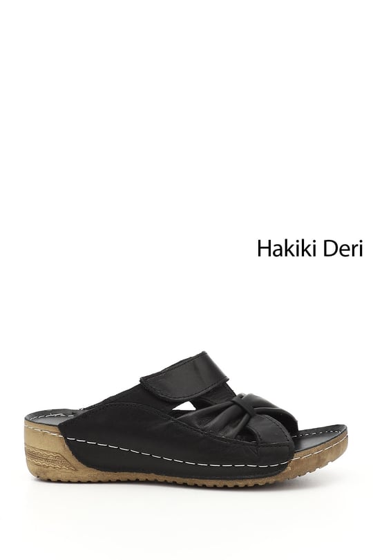 Kadın Siyah Cırtlı Dolgu Taban Hakiki Deri Terlik