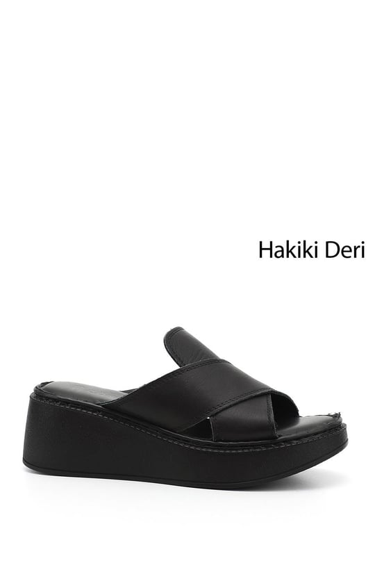 Kadın Siyah Dolgu Taban Hakiki Deri Terlik