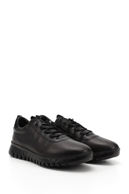 Kadın Siyah Dolgu Taban Lastik Bağcıklı Hakiki Deri Sneaker