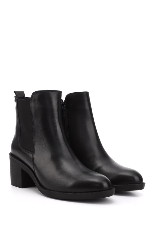 Women's Black Zippered Thick Heeled Genuine Leather Boots