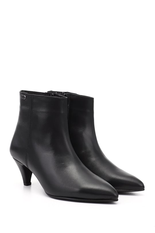 Women's Black Zip-Up Pointed Toe Genuine Leather Boots