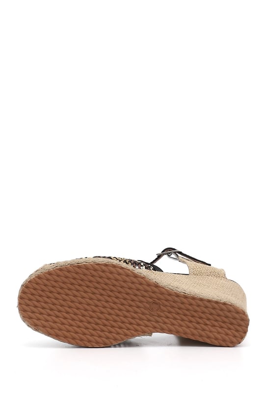 Kadın Siyah Hasır Örgü Dolgu Topuklu Sandalet