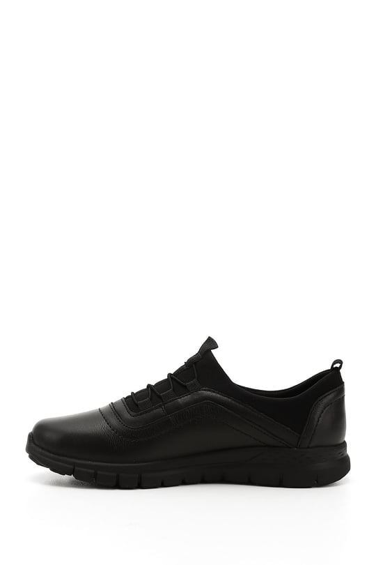 Kadın Siyah Lastik Bağcıklı Hakiki Deri Comfort Sneaker