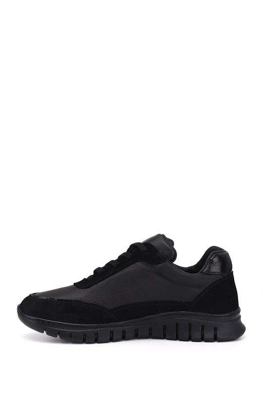 Kadın Siyah Lastik Bağcıklı Hakiki Deri Sneaker