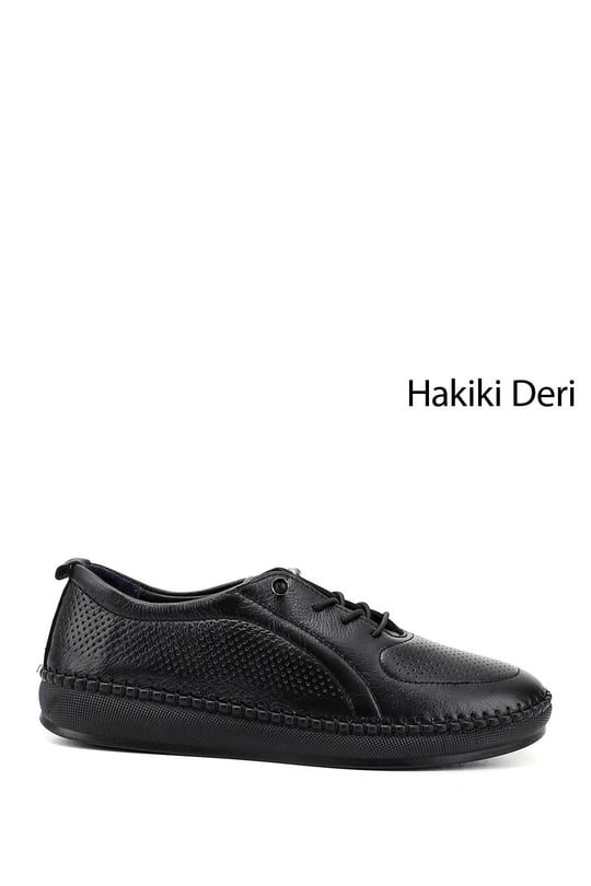 Kadın Siyah Lastik Bağcıklı Hakiki Deri Comfort Ayakkabı
