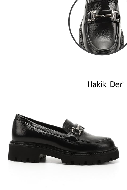 Kadın Siyah Rugan Kalın Topuklu Tokalı Hakiki Deri Loafer Ayakkabı