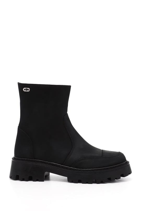 Women's Black Round Toe Zip-Up Boots