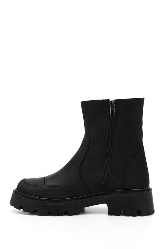 Women's Black Round Toe Zip-Up Boots