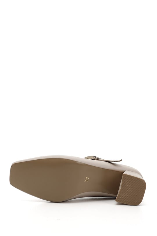 Women's Nude Flat Toe Medium Thick Heel Shoes
