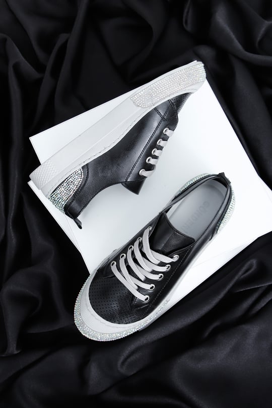 SİYAH Gön Yuvarlak Burun Düz Taban Taşlı Kadın Sneaker 35320