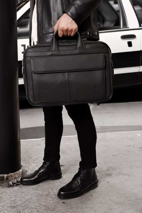 Gon Unisex Oversized Briefcase  B0102