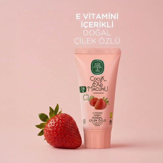 Doğal Çilek Özlü 2-6 Yaş Çocuk Diş Macunu 60 ml
