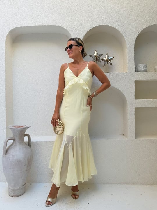 Nişantaşı Butik VOLAN DETAY SARI ELBİSE 