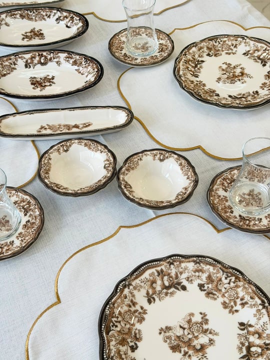 20 Parça Porselen Kahvaltı Takımı Brown