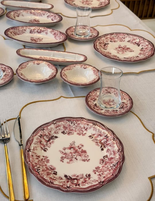 20 Parça Porselen Kahvaltı Takımı Maroon