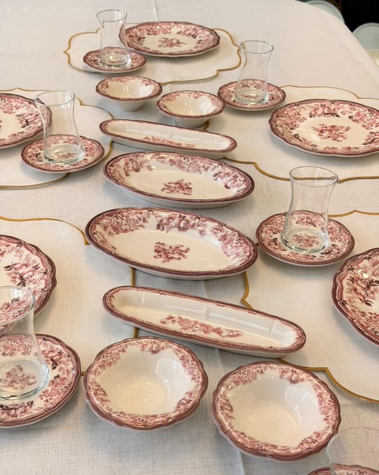 20 Parça Porselen Kahvaltı Takımı Maroon