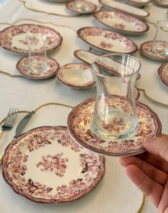 20 Parça Porselen Kahvaltı Takımı Maroon