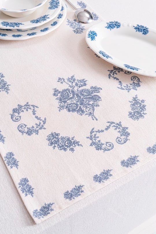 Flowers Blue Keten Runner