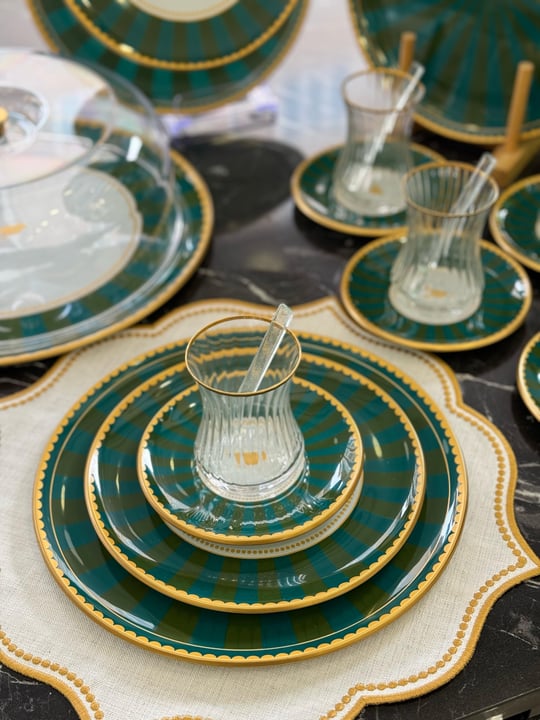 34 Parça Iwon Green Yaldızlı 6 Kişilik Pasta Çay Servis İkram Takımı