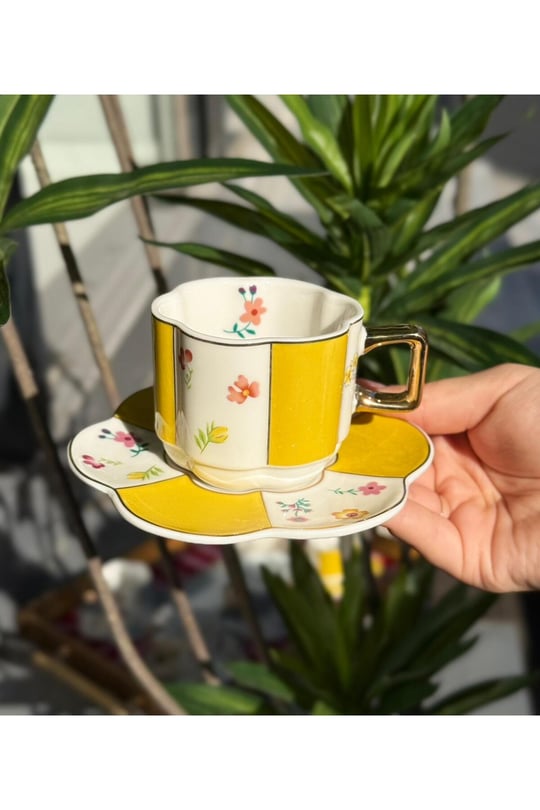 6lı Lissome Yellow Flower Porselen Kahve Fincanı Seti 90cc