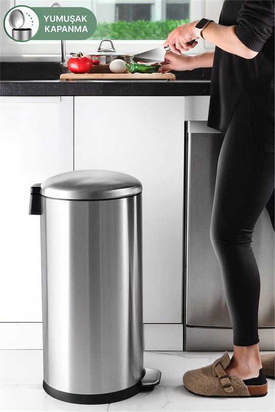 Bombe Kapaklı Yumuşak Kapanan Çelik Çöp Kovası 40 LT  - Inox