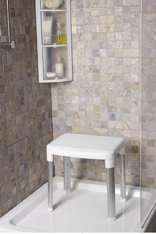 Cappadocia Paslanmaz Alüminyum Geniş Banyo Taburesi (130 KG Kapasite)